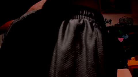 Str8 online show from 10.26.25