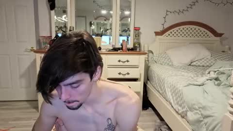 str8whiteboy21 online show from 12.22.25