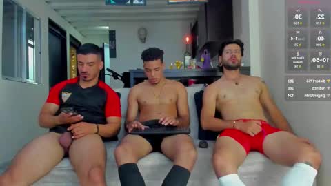 straight__friends online show from 01.10.26