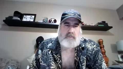 Snapshot of straightbear4you chatting on 01.09.26 Straightbear4you online show from 01.09.26