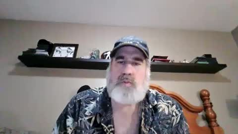 Snapshot of straightbear4you chatting on 01.11.26 Straightbear4you online show from 01.11.26