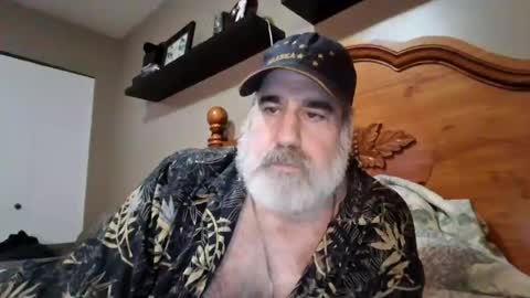 Snapshot of straightbear4you chatting on 07.16.26 Straightbear4you online show from 07.16.26