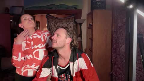 Snapshot of straightishd chatting on 12.22.25 Cowboy Zuhly online show from 12.22.25