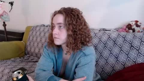 Snapshot of strawberrylotsacake chatting on 02.14.26 Strawberrylotsacake online show from 02.14.26