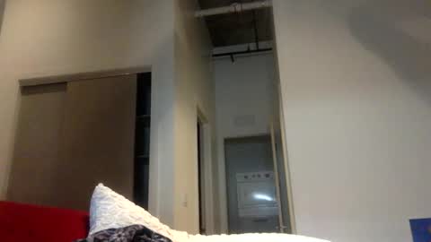 Ruby Moon online show from 02.06.25