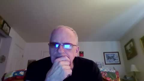 Snapshot of streetwisetheheat chatting on 02.12.26 streetwisetheheat online show from 02.12.26