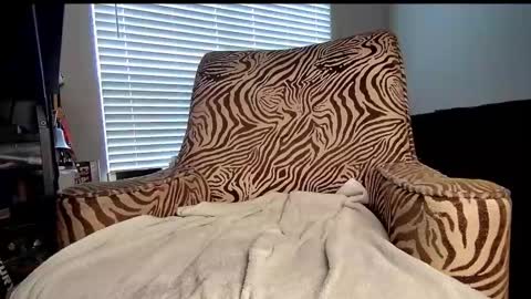 Snapshot of stricked chatting on 02.16.25 JVCKRABBIT online show from 02.16.25