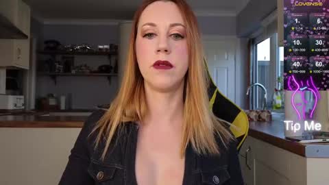 Amorina online show from 02.18.25