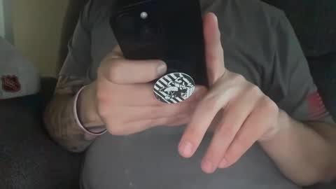 stroking33again online show from 10.04.25