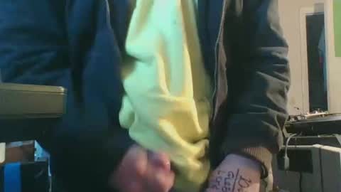 Snapshot of strokingjoe14585 chatting on 01.18.26 strokingjoe14585 online show from 01.18.26