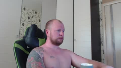 Snapshot of strongass18 chatting on 06.09.26 Alex online show from 06.09.26