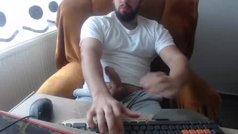 Snapshot of strongcoffee10 chatting on 11.17.25 StrongCoffee online show from 11.17.25