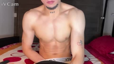 stronghardlatino online show from 05.16.26
