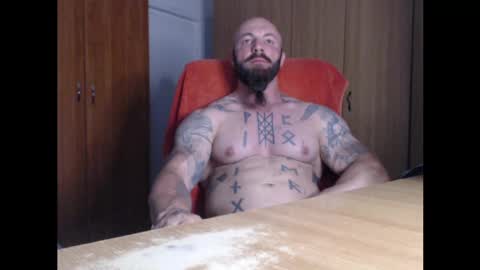 Snapshot of strongivan chatting on 05.27.26 StrongIvan online show from 05.27.26