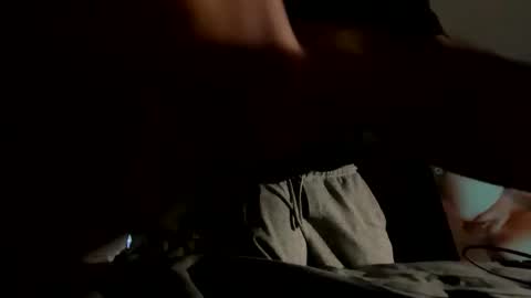 Snapshot of strumie3534336684 chatting on 11.22.25 strumie3534336684 online show from 11.22.25