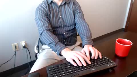 Snapshot of studbro41 chatting on 03.11.25 studbro41 online show from 03.11.25