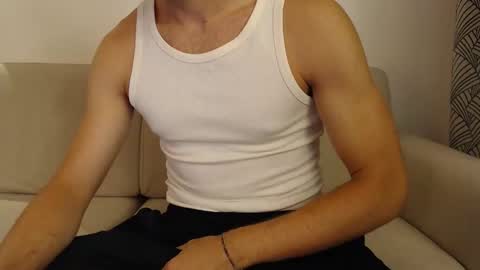 Stud From Paris online show from 09.10.25
