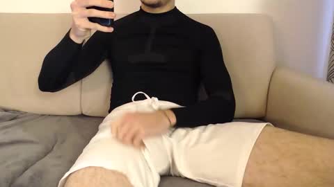 Snapshot of studfromparis chatting on 02.19.26 Stud From Paris online show from 02.19.26