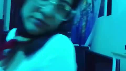 MAX online show from 03.25.26