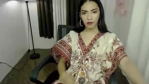 stunning__amber online show from 10.23.25