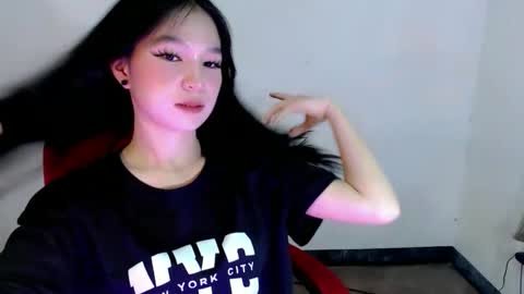 Snapshot of stunning_floriexx chatting on 05.10.26 IM FLORIE online show from 05.10.26