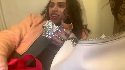 Snapshot of stxllaxcx chatting on 11.04.25 stxllaxcx online show from 11.04.25