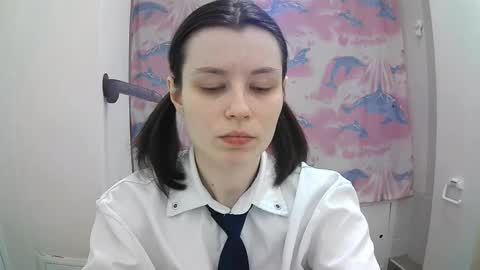 Snapshot of style_bliss chatting on 10.10.25 Eva online show from 10.10.25
