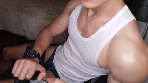 stylish man online show from 04.29.26