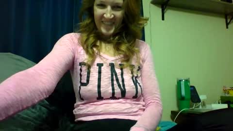 Snapshot of sub4you69brat chatting on 11.04.25 sub4you69brat online show from 11.04.25