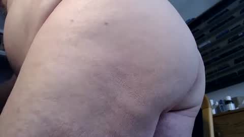 Snapshot of subibuns chatting on 01.12.25 Marcel online show from 01.12.25