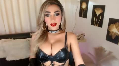 ISABEL online show from 01.09.26