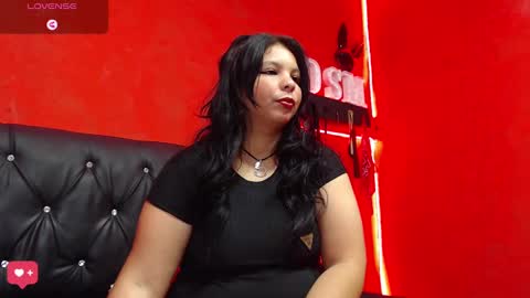 Snapshot of submissive__atina chatting on 12.08.24 Nicky online show from 12.08.24