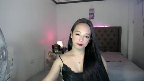 Snapshot of submissive_jane chatting on 06.18.26 CALL ME JANE online show from 06.18.26