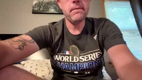 Snapshot of submissivebrett373 chatting on 10.06.25 submissivebrett373 online show from 10.06.25