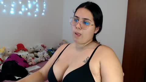 Sofi Kitty online show from 02.05.26