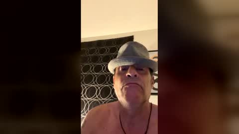 SUCKITU812 online show from 03.29.26