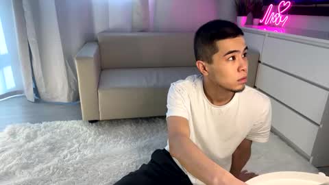 Emmy online show from 02.19.25