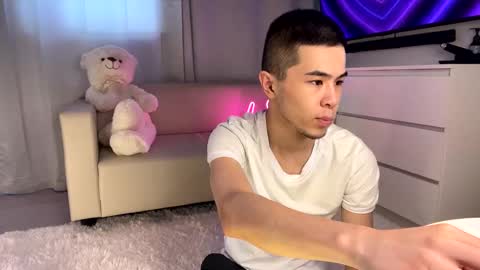 Emmy online show from 03.02.25