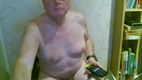 Snapshot of suffolkboy4 chatting on 03.03.26 suffolkboy4 online show from 03.03.26