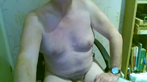 Snapshot of suffolkboy4 chatting on 03.31.26 suffolkboy4 online show from 03.31.26