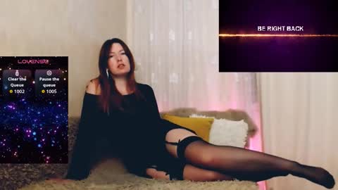 Snapshot of sugar_desire chatting on 11.30.25 Instagram faroffland online show from 11.30.25