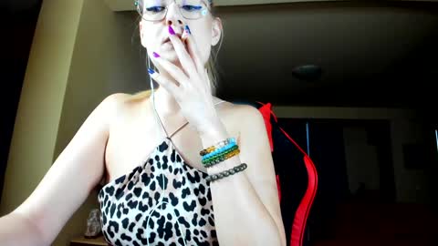 Snapshot of sugar_mayy chatting on 01.30.25 May online show from 01.30.25