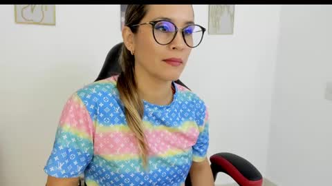 sugar_milff online show from 01.25.25