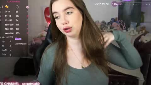 Mia online show from 09.11.25