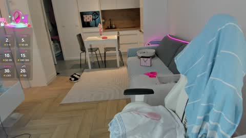 Kinga online show from 11.25.25