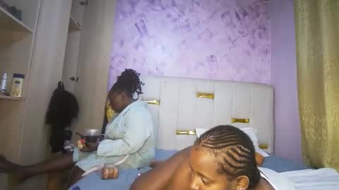 Snapshot of sugar_rush_cutie chatting on 04.05.26 sugar_rush_cutie online show from 04.05.26