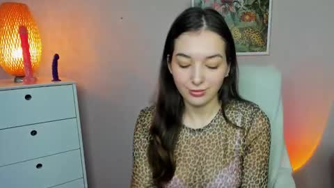 Snapshot of sugar_xmegan chatting on 11.25.25 Megan online show from 11.25.25