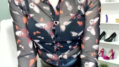 Snapshot of sugar_xmegan chatting on 02.19.26 Megan online show from 02.19.26