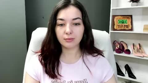 Snapshot of sugar_xmegan chatting on 06.22.26 Megan online show from 06.22.26