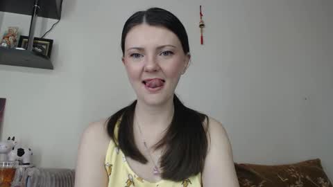 Snapshot of sugartati chatting on 10.16.25 SugarTati online show from 10.16.25